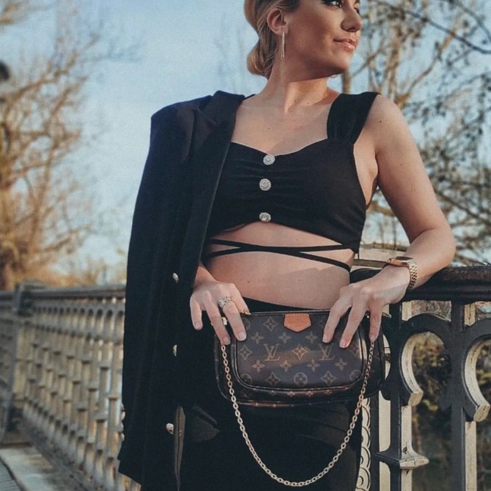 Zara STRAPPY Large JEWEL BUTTON TOP  BLACK | 9878/219